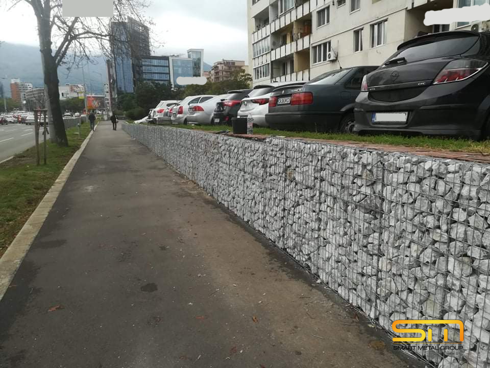 Монтаж на декоративна стена бул.Черни връх